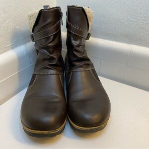 JBU - Women's Boots - Color Brown - Size 9